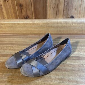 VIONIC gray flats Spark Maria Ballet Flat- Support Suede Walking Shoes size 8